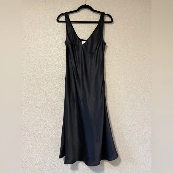 NWOT Reformation Lila Silk Dress Black Slip Minimalist 90s Chic Quiet Luxury S - Picture 6 of 12
